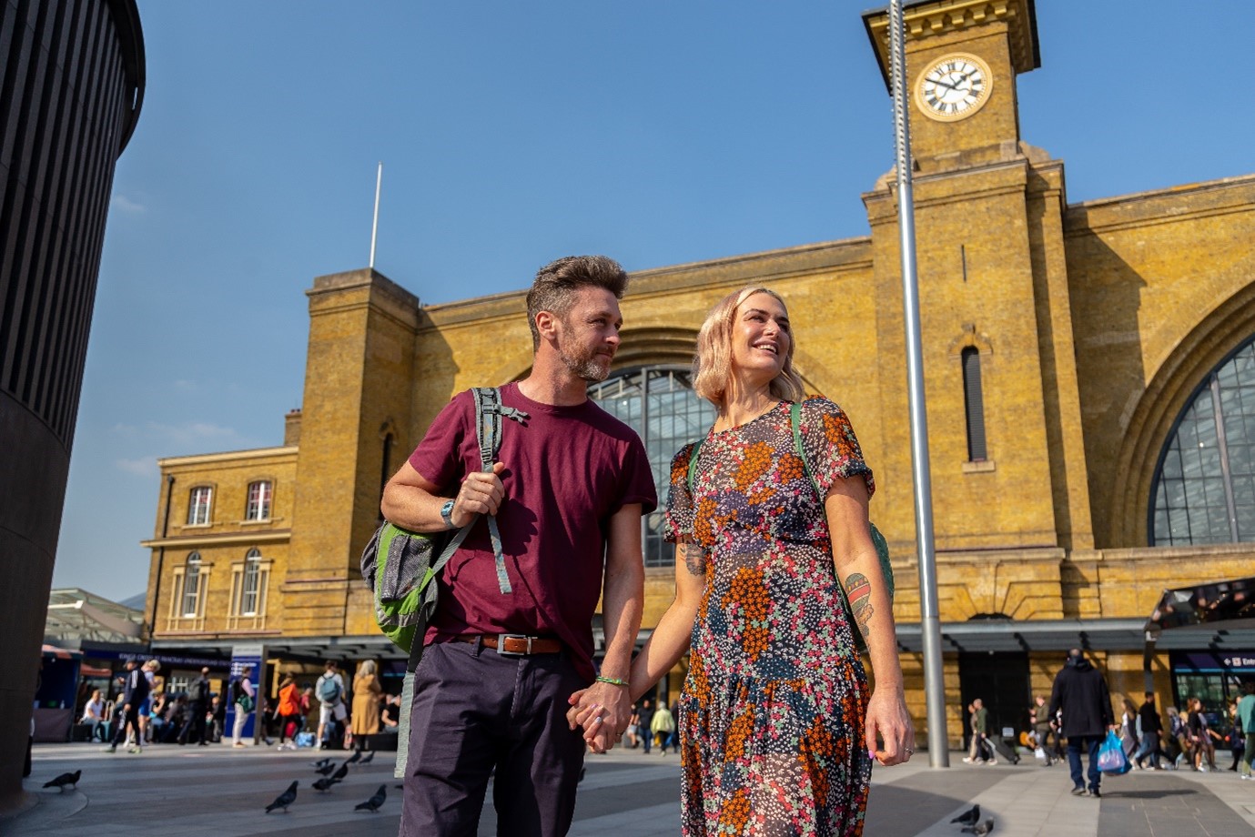 London Kings Cross Couple Trip