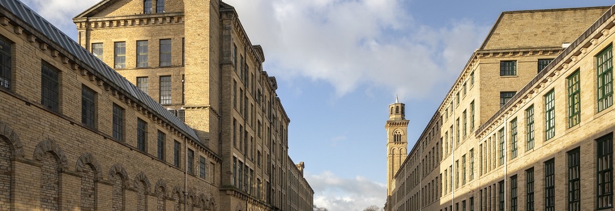 Saltaire Canalside